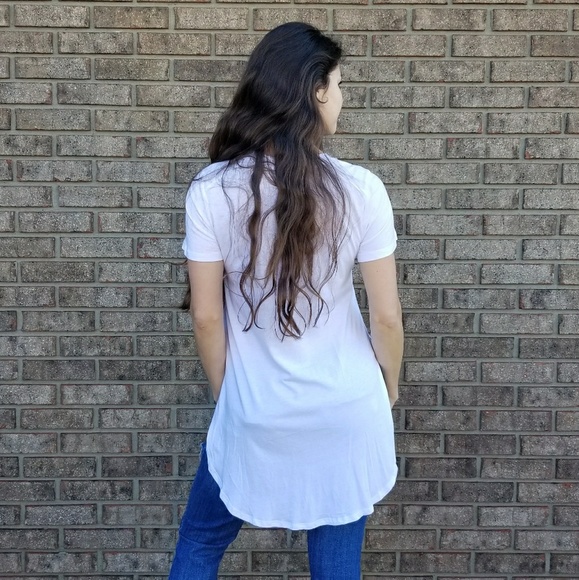 ▫️LAST 1▫️Back To Basics Side Slit Tee - Picture 5 of 8
